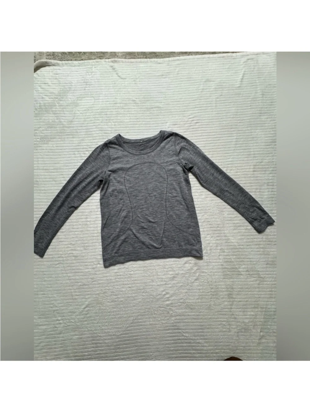 lululemon athletica Gray Long Sleeve Tee
